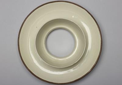 图片[3]-Tea bowl stand in white glaze with incised meander decor, Ding ware, Northern Song dynasty（960-1127）-China Archive